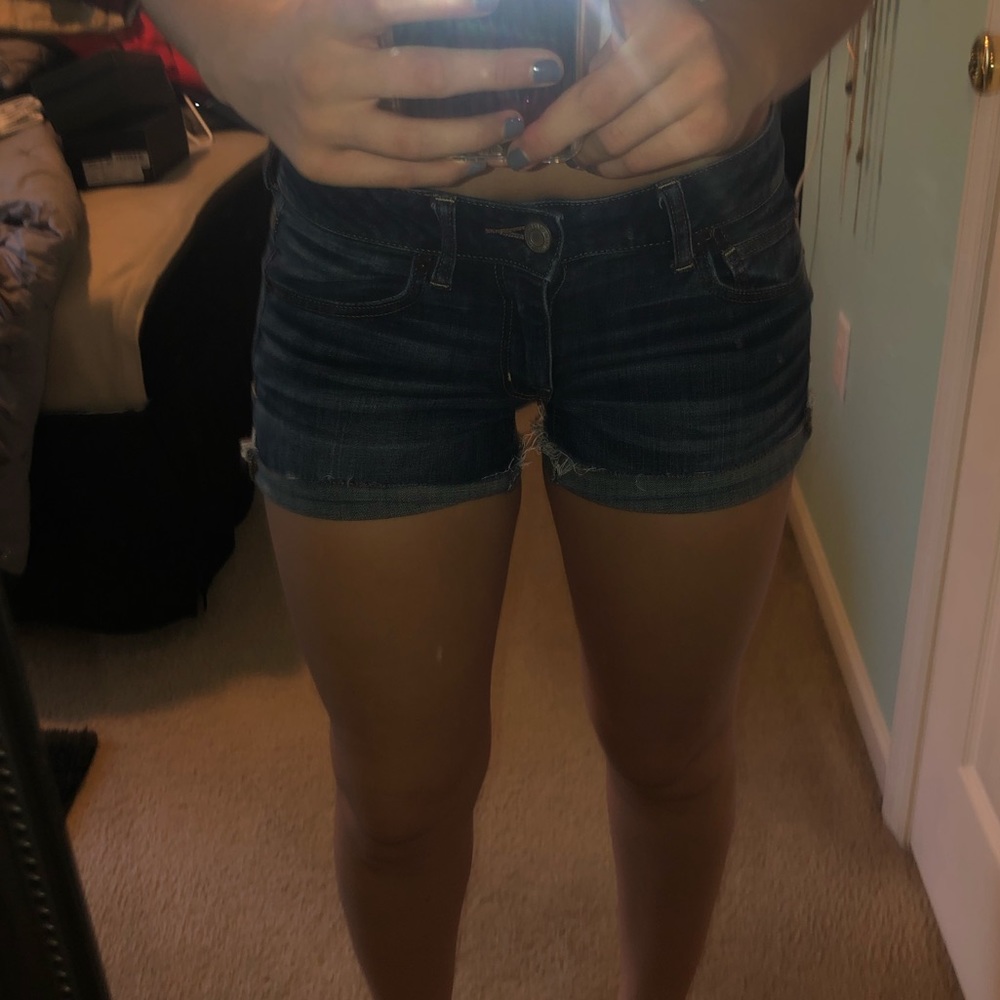 size 6 american eagle dark denim shorts